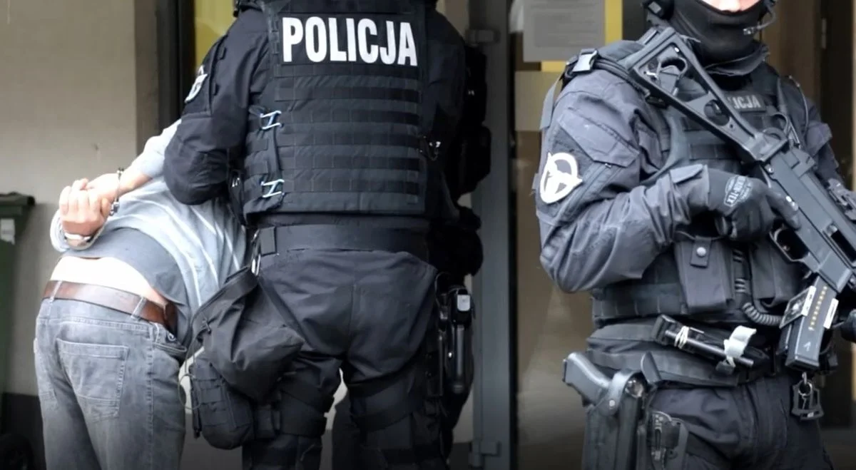 Policjanci z poznańskiego archiwum X namierzyli seryjnego gwałciciela - Zdjęcie główne