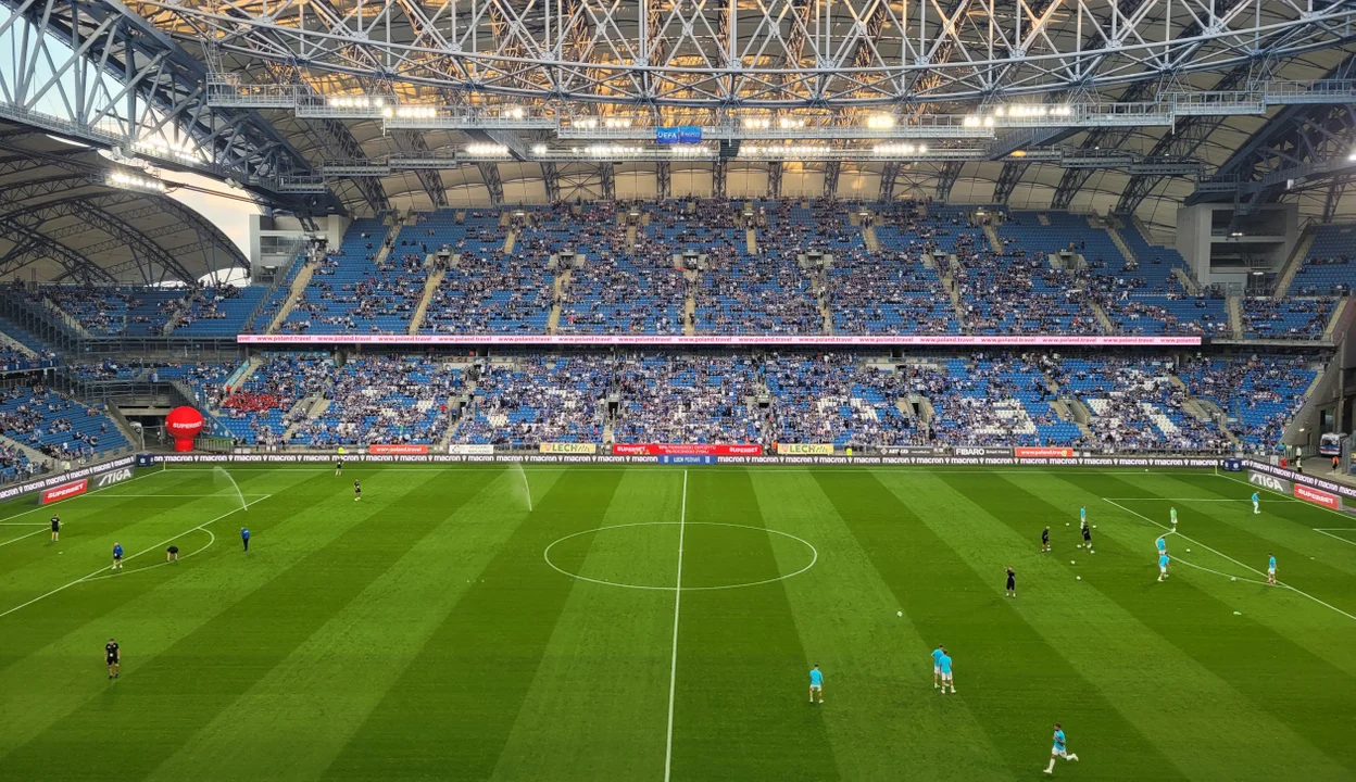 Warta Poznań będzie grać na nowym stadionie - Zdjęcie główne