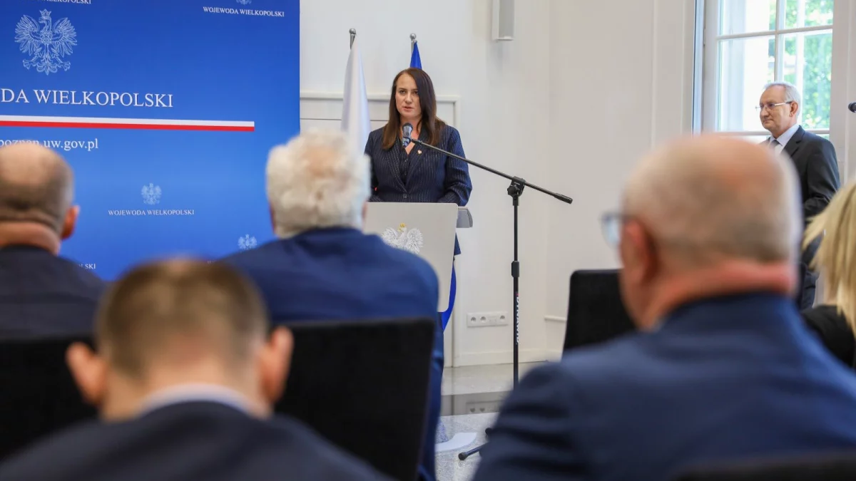 Wielkopolscy samorządowcy uhonorowani. Wręczono prestiżowe odznaczenia [ZOBACZ ZDJĘCIA]