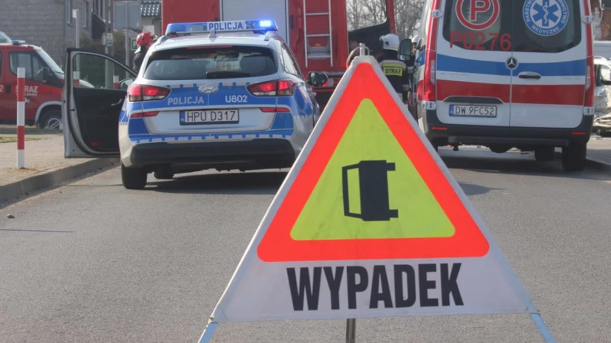 Tragiczny wypadek na S5. Ciężarówka przewróciła się na osobówkę, jest ofiara śmiertelna - Zdjęcie główne