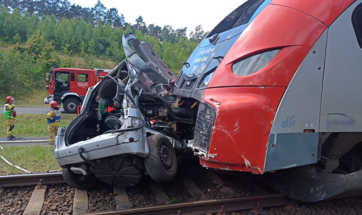 2 osoby zginęły, a 14 zostało rannych. Tragiczny bilans dnia w Wielkopolsce - Zdjęcie główne