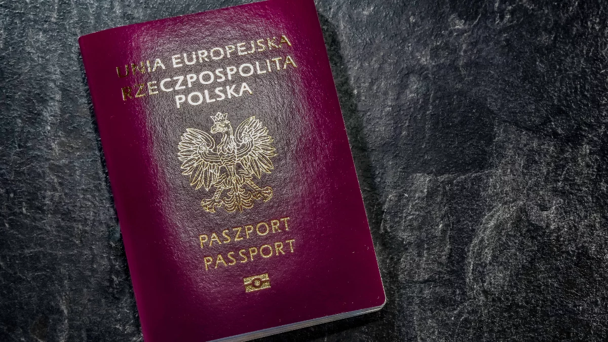 Paszport kurier dostarczy pod nasze drzwi. Ma być także nowy wzór dokumentu