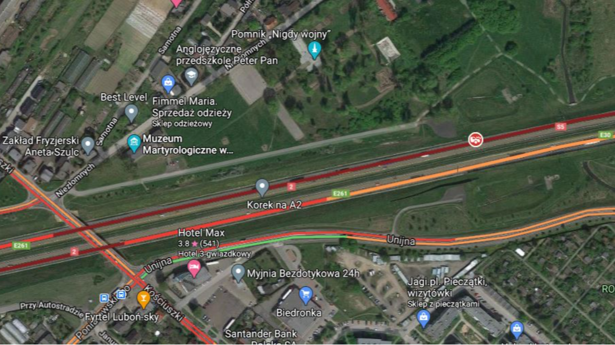 Autostrada A2 zablokowana. Zderzenie 4 ciężarówek  - Zdjęcie główne