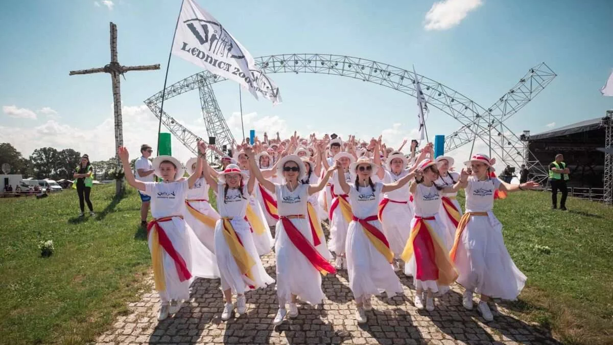Tysiące młodych przyjadą pod Gniezno. Jubileuszowa Lednica 2026 zapowiada się wyjątkowo
