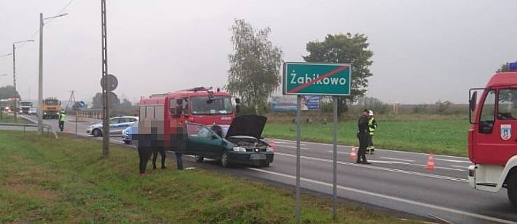 Zderzenie na drodze krajowej nr 11 w Żabikowie. Są utrudnienia  - Zdjęcie główne