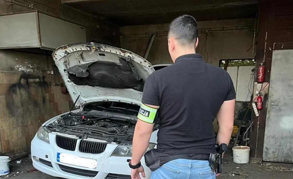 BMW odzyskane, "dziupla samochodowa" zlikwidowana. Akcja krotoszyńskiej policji - Zdjęcie główne