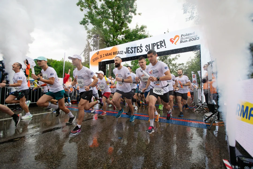 Poland Business Run 2024. Dołącz do 40 tys. biegaczy i pobiegnij wirtualnie z Poznania! - Zdjęcie główne